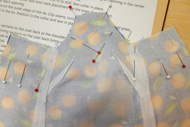 Pin the lining to the dress